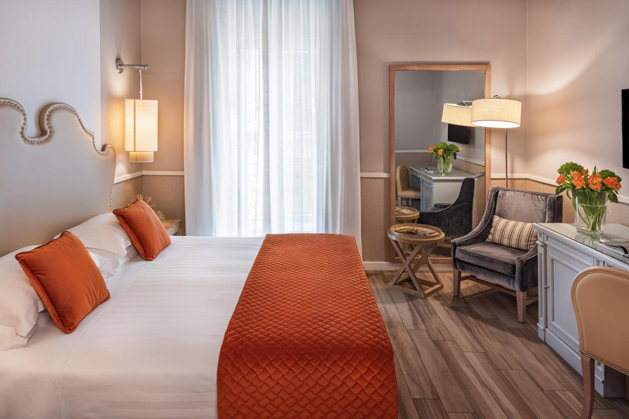 Starhotels Terminus Наполи Стая снимка